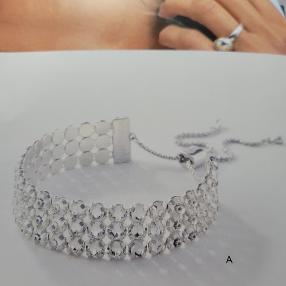NWT TOUCHSTONE BY SWAROVSKI ADJUSTABLE SILVER BRACELET..IN BOX NEVER WORN. - Picture 5 of 5